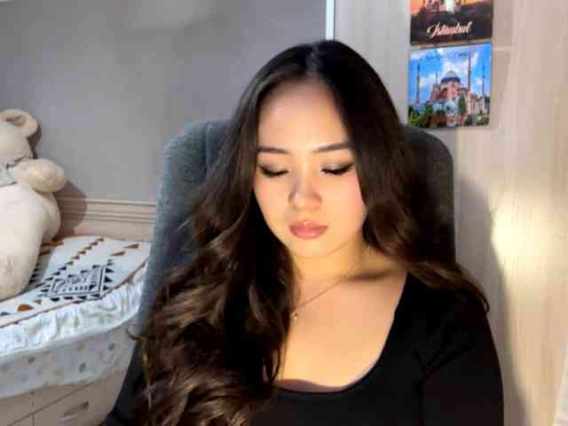 LatrishaAltigs webcam