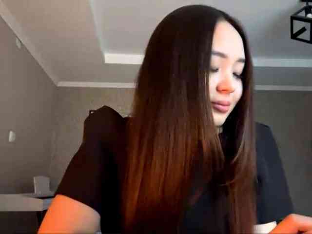 LatrishaAltigs webcam