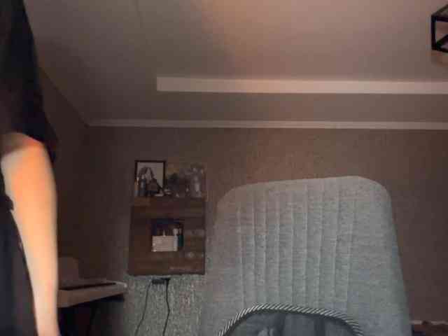 LatrishaAltigs webcam