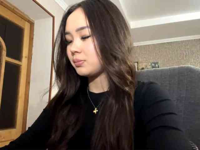 LatrishaAltigs webcam