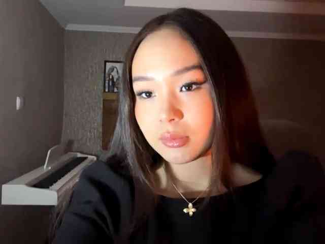 LatrishaAltigs webcam