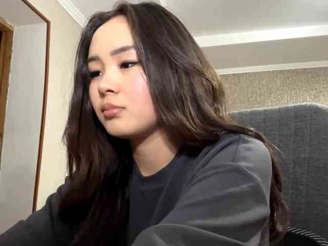 LatrishaAltigs webcam