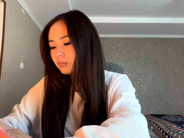 LatrishaAltigs webcam