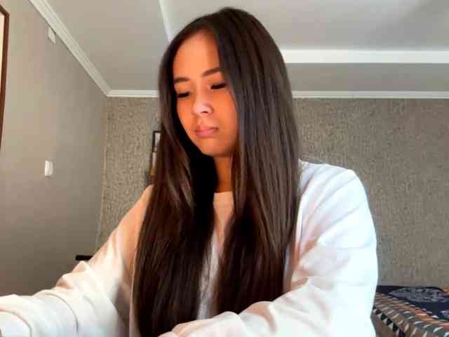 LatrishaAltigs webcam