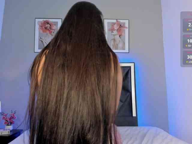 ZoeLonghair webcam