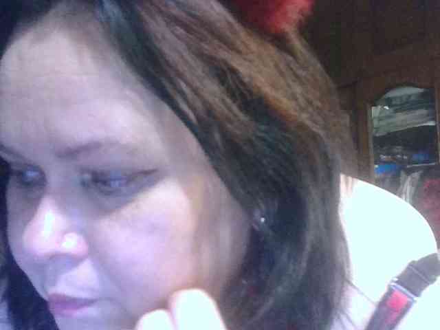 CharleeKendall webcam