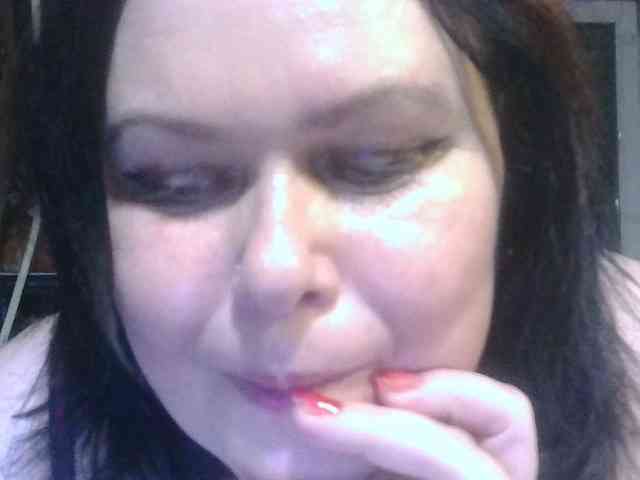 CharleeKendall webcam