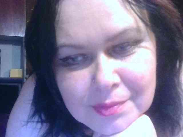 CharleeKendall webcam