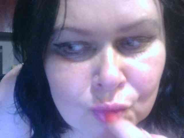 CharleeKendall webcam