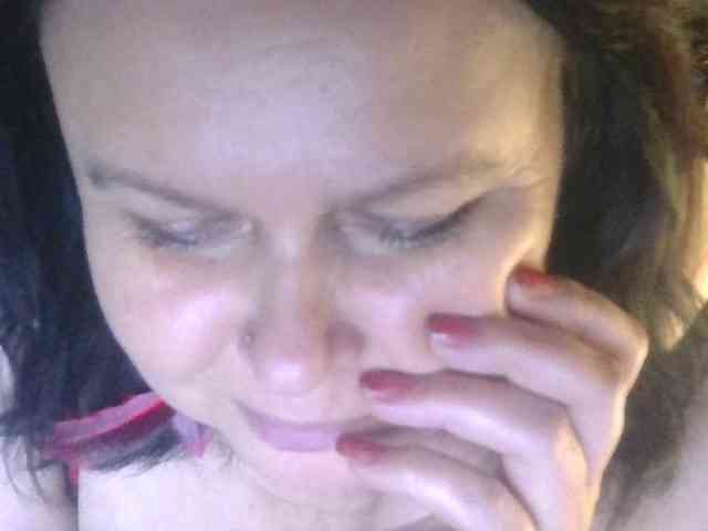 CharleeKendall webcam