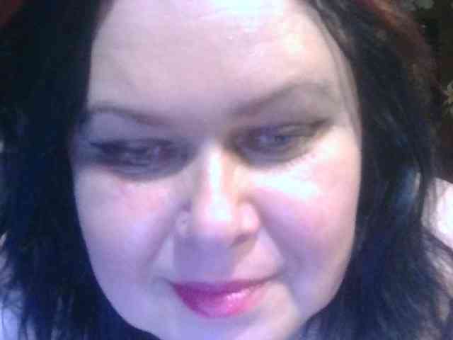 CharleeKendall webcam