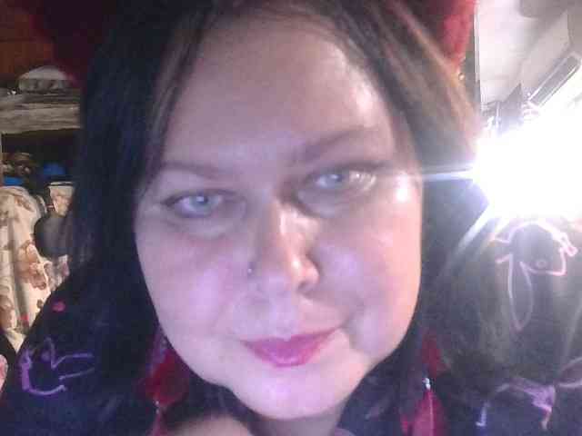 CharleeKendall webcam
