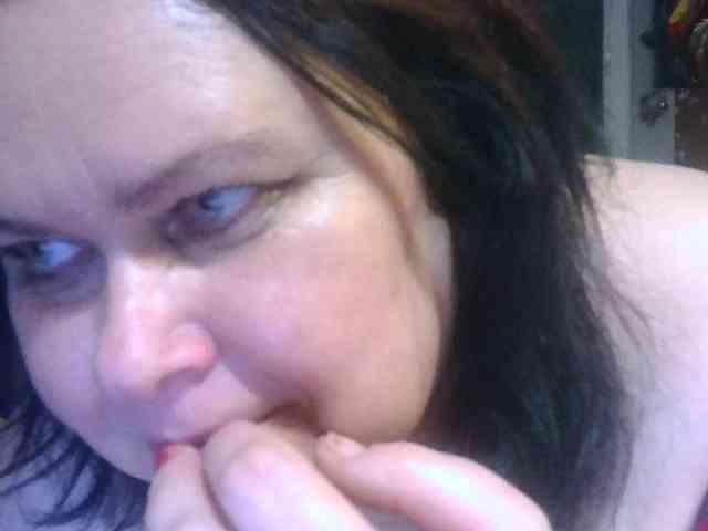 CharleeKendall webcam