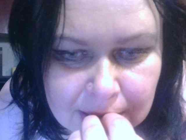 CharleeKendall webcam