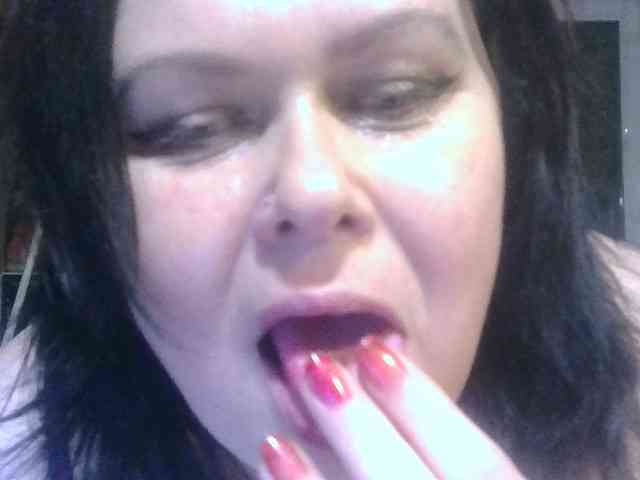 CharleeKendall webcam