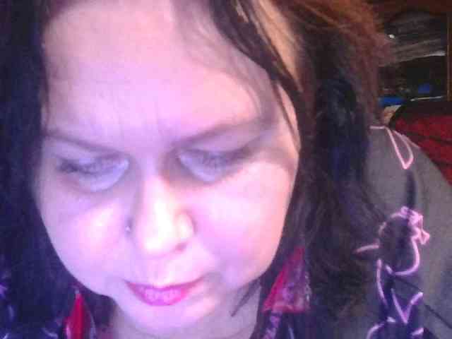 CharleeKendall webcam