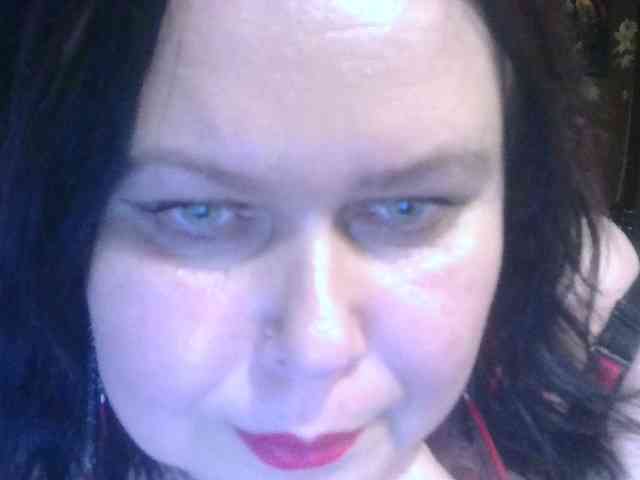 CharleeKendall webcam