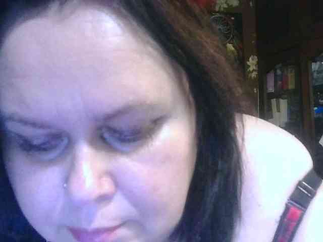 CharleeKendall webcam