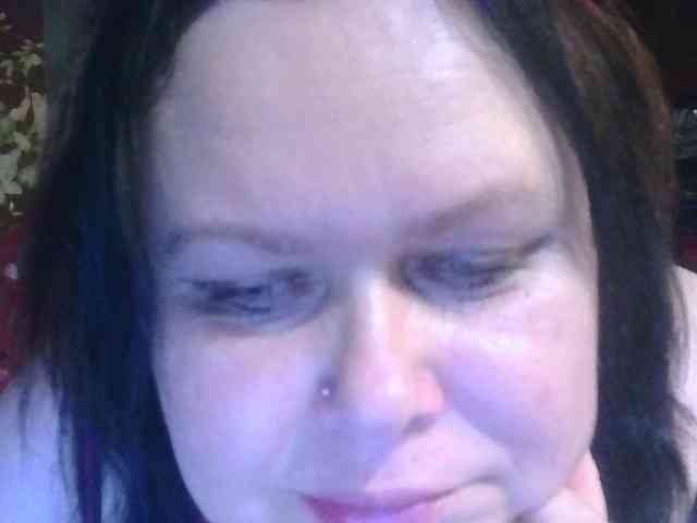 CharleeKendall webcam