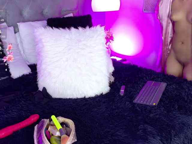 ElisaPeters webcam