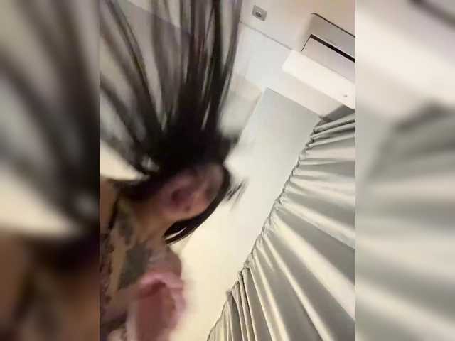 Vai a chattare su TumanANGELINA TumanANGELINA