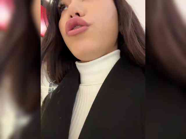 TumanANGELINA webcam