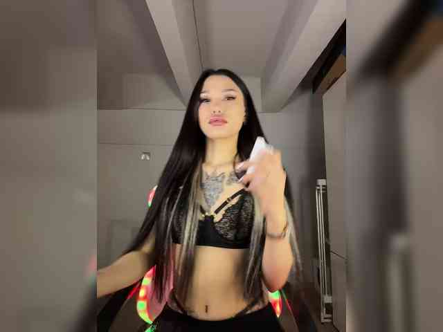 TumanANGELINA webcam