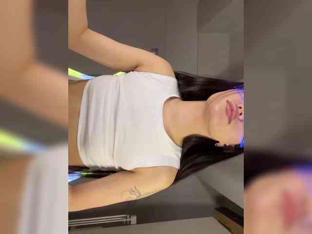 TumanANGELINA webcam