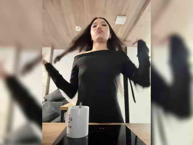 TumanANGELINA webcam