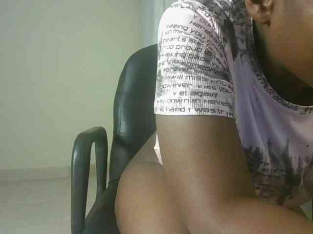 Sexyicey webcam