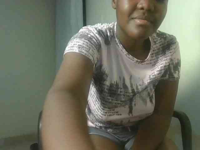 Sexyicey webcam