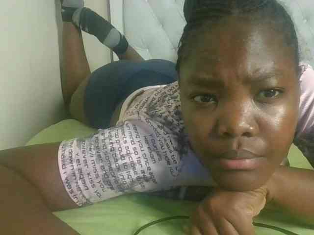 Sexyicey webcam
