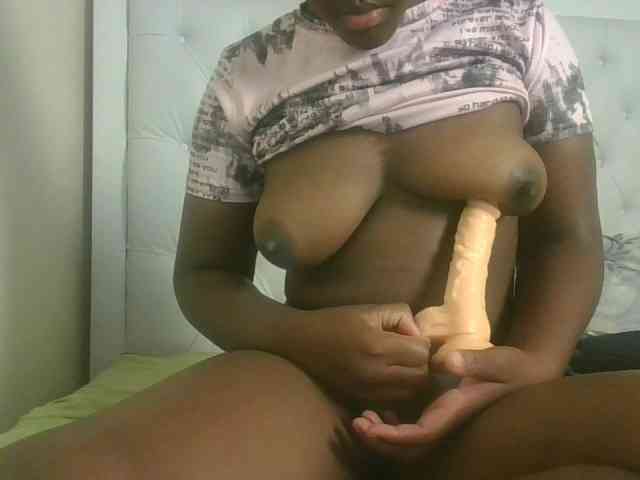 Sexyicey webcam
