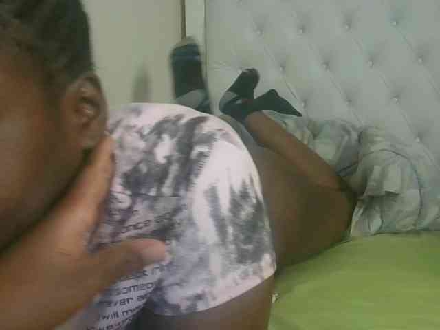 Sexyicey webcam