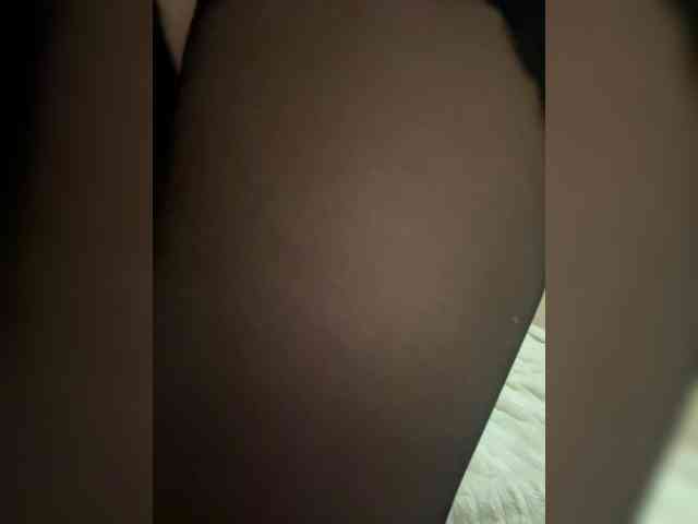 KissMeQuick webcam