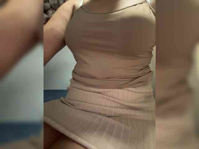KissMeQuick webcam