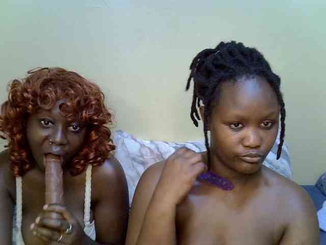 ThePixieKiss webcam