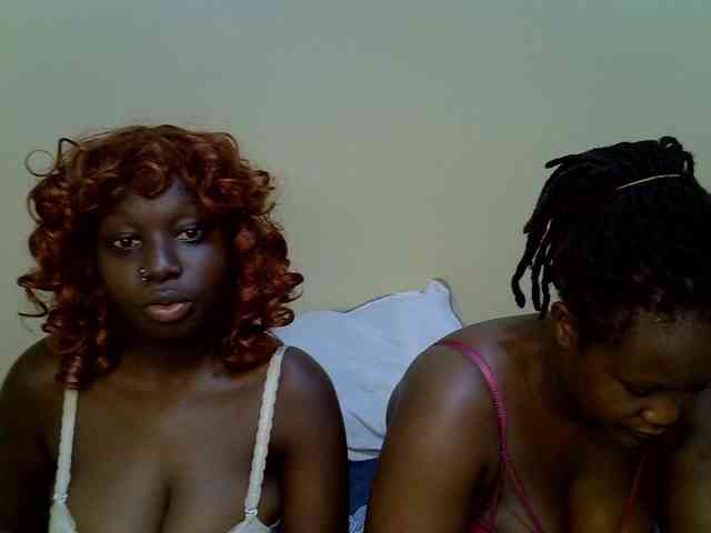 ThePixieKiss webcam