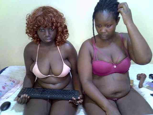 ThePixieKiss webcam