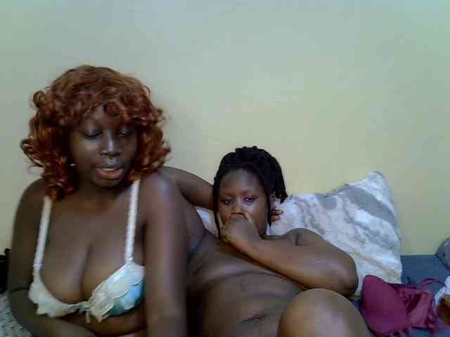 ThePixieKiss webcam