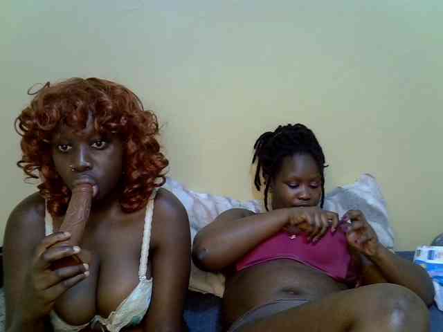 ThePixieKiss webcam