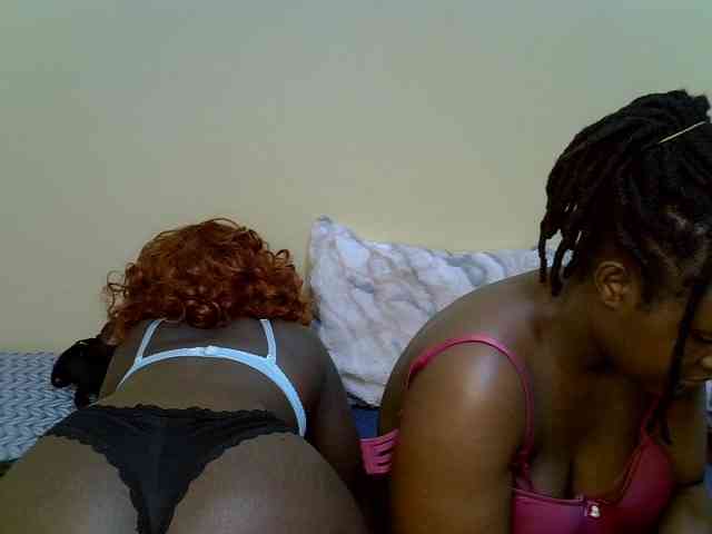 ThePixieKiss webcam