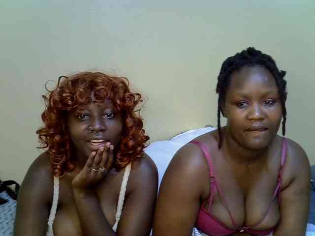 ThePixieKiss webcam