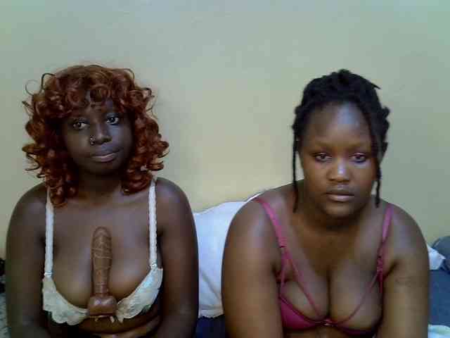 ThePixieKiss webcam