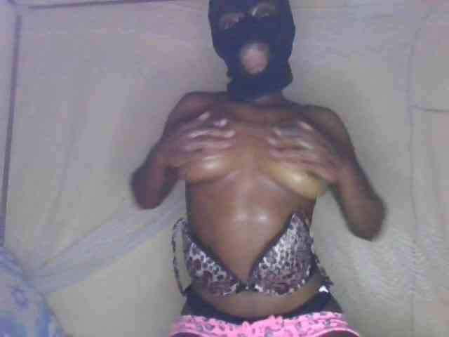 Sexymammy001 webcam