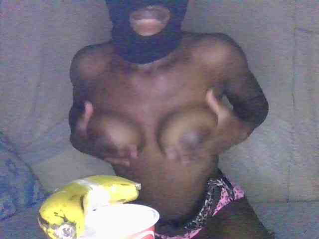Sexymammy001 webcam