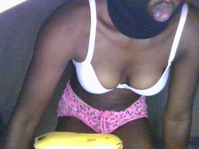 Sexymammy001 webcam