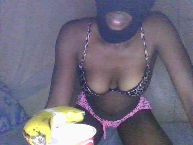 Sexymammy001 webcam