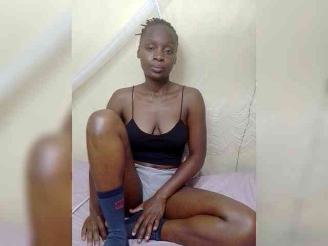 Sexymammy001 webcam