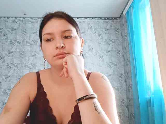 MarcelleGodbold webcam